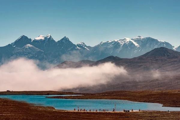 甘孜有哪些地方可以看到日照金山景色