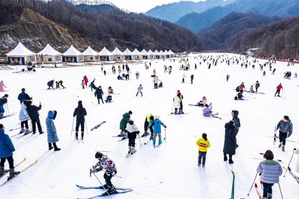 南阳滑雪场有哪些地方