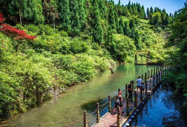 什邡石门洞景区图片 什邡石门洞景区照片