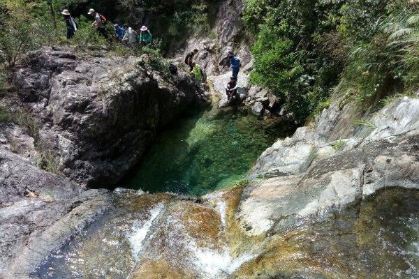 2024杉际内风景区旅游攻略 - 门票价格 - 交通指南 - 简介 - 开放时间 - 地址 - 交通 - 天气 - 电话