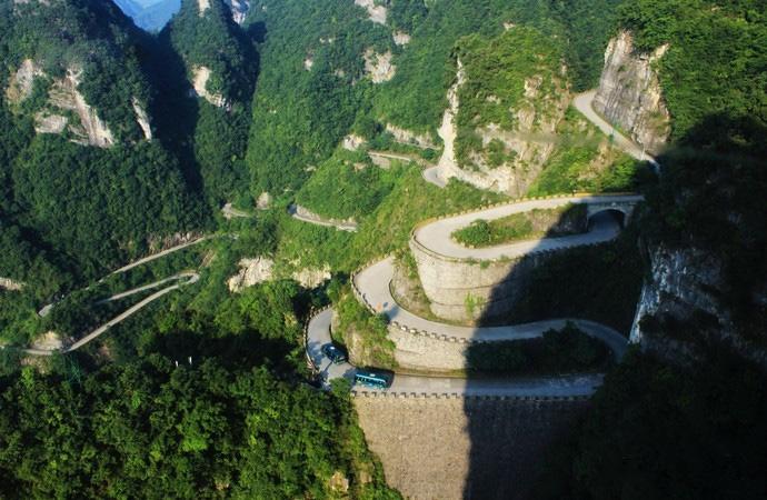 张家界天门山景区 天门山玻璃栈道 天门山在哪