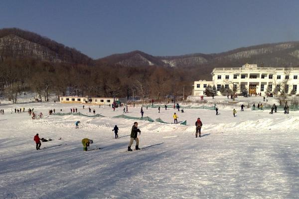 2024玉泉玉峰滑雪场滑雪攻略-门票价格-景点信息